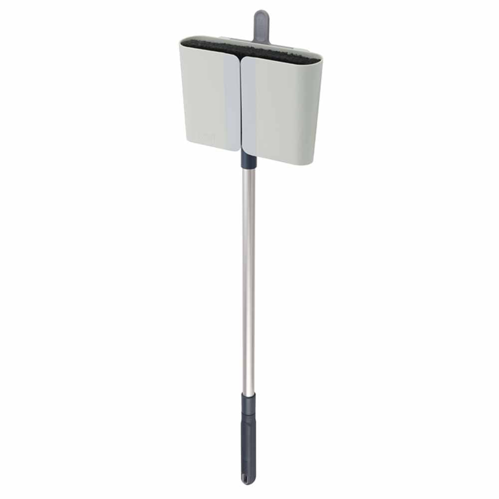 CleanStore Wall-mounted Broom - Blue