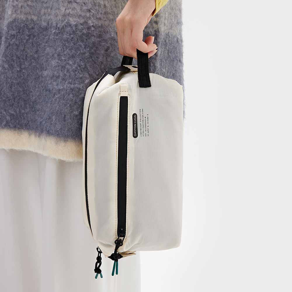 Lightweight Washbag Off White