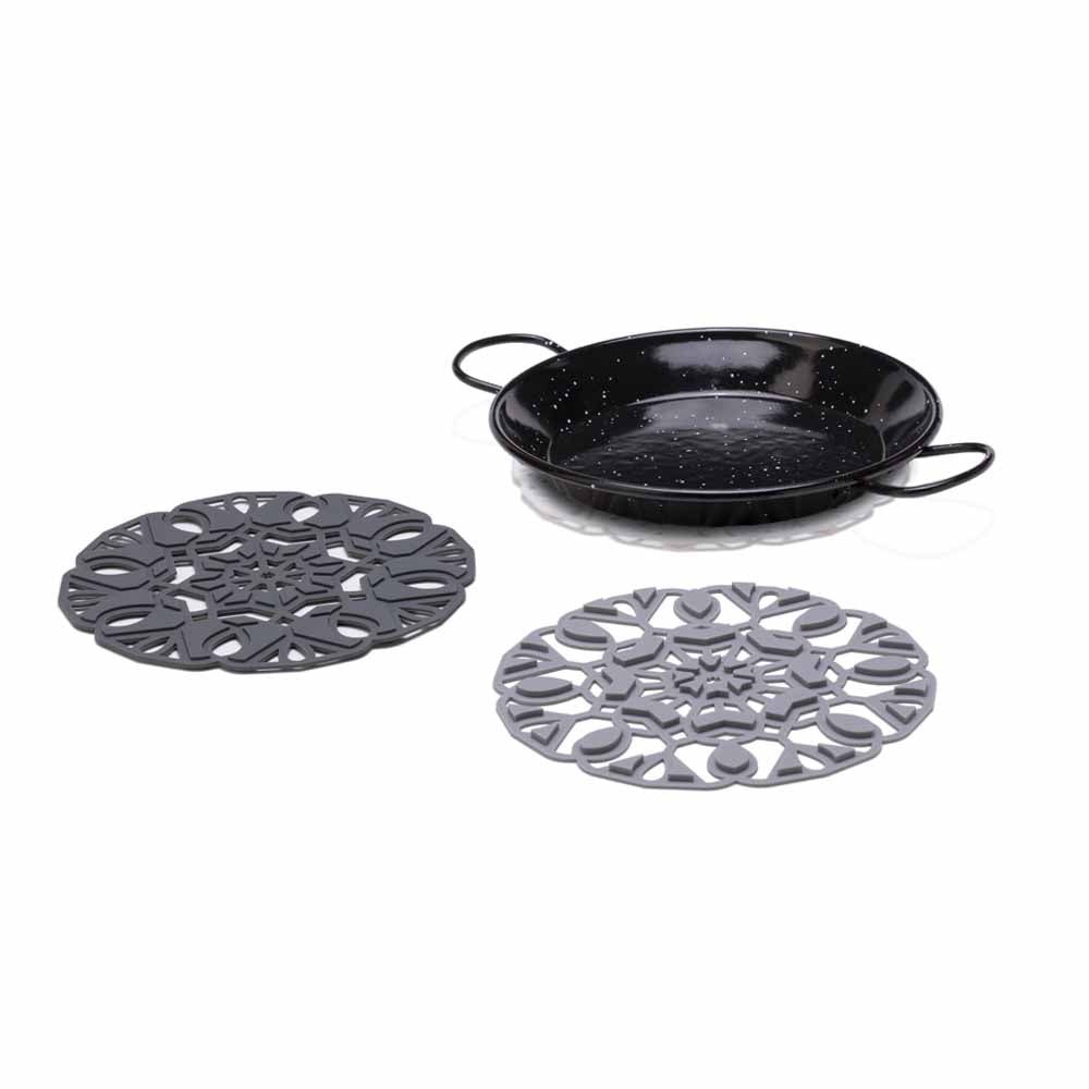 3-in-1 Split Trivet, made of Silicone