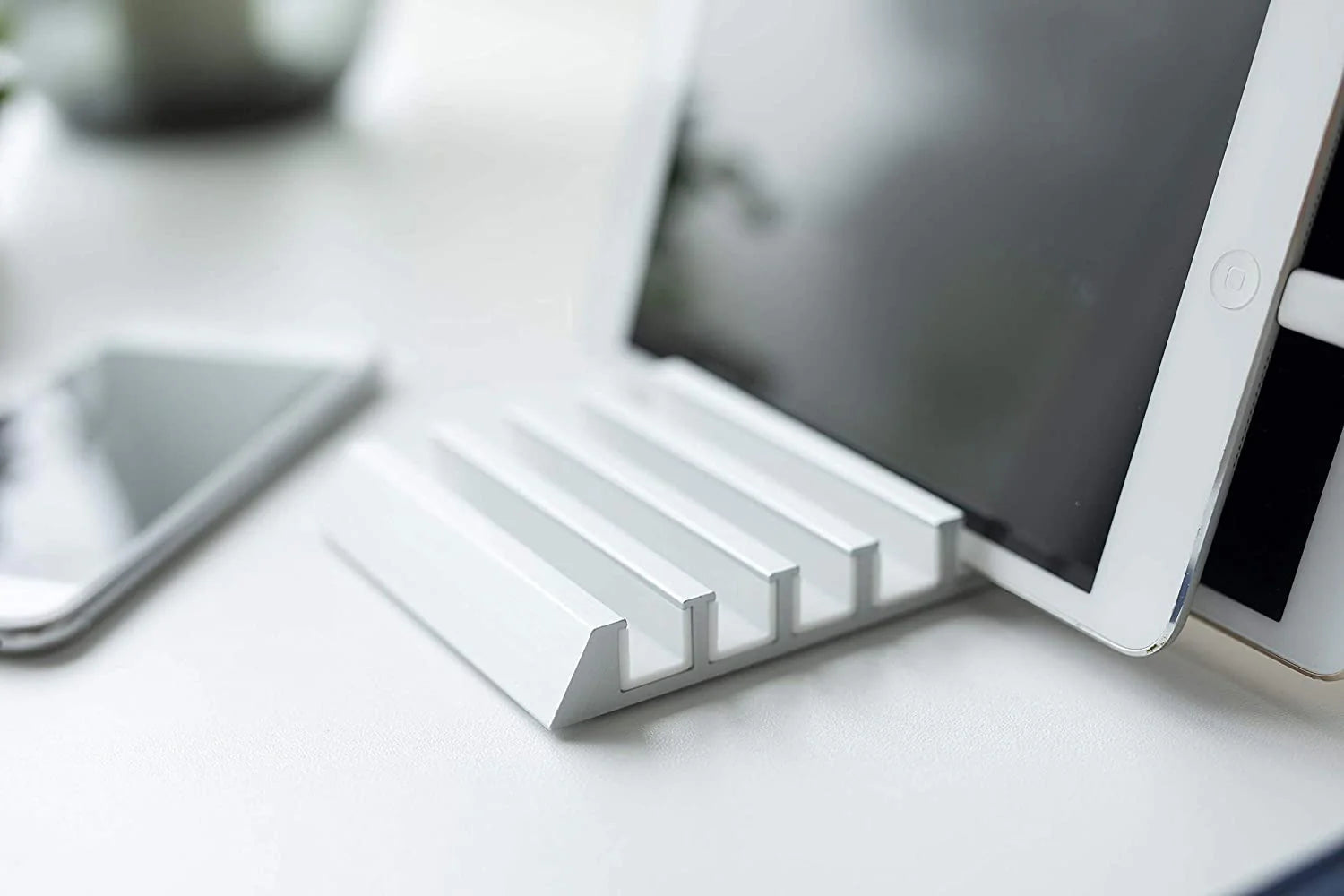 Tower Tablet Stand White